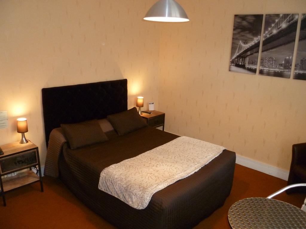 Hotel La Residence Villeneuve-sur-Lot Oda fotoğraf